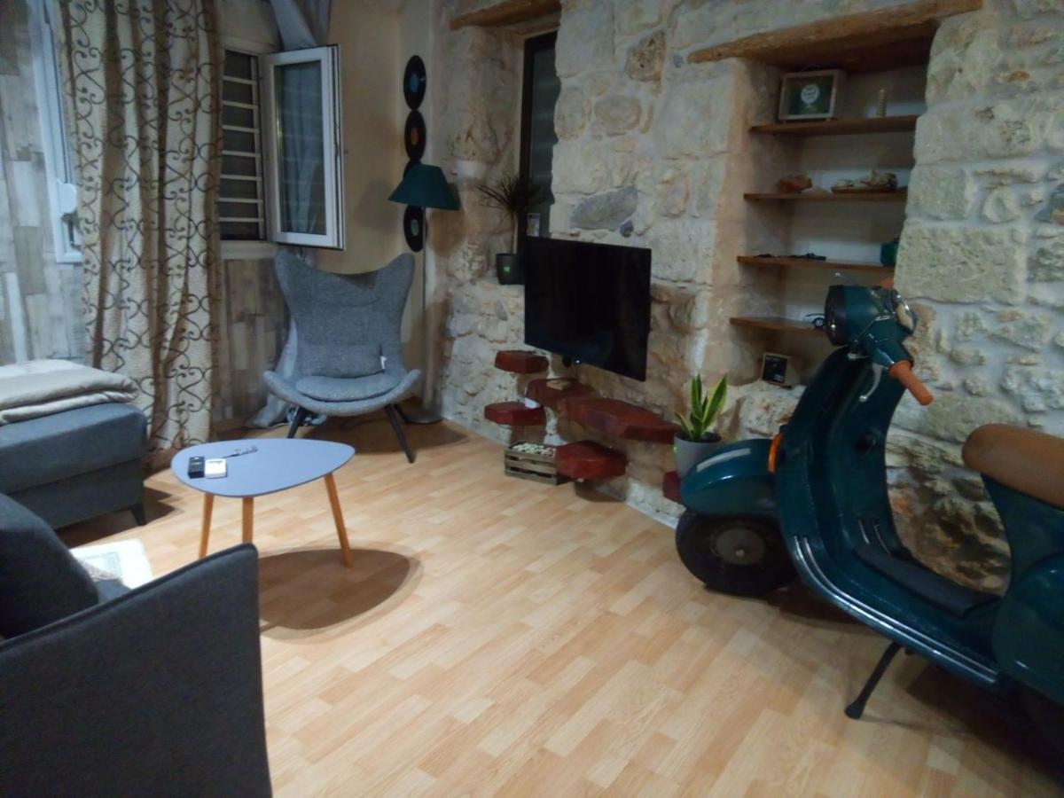 Cave House Appartement Iraklion Buitenkant foto